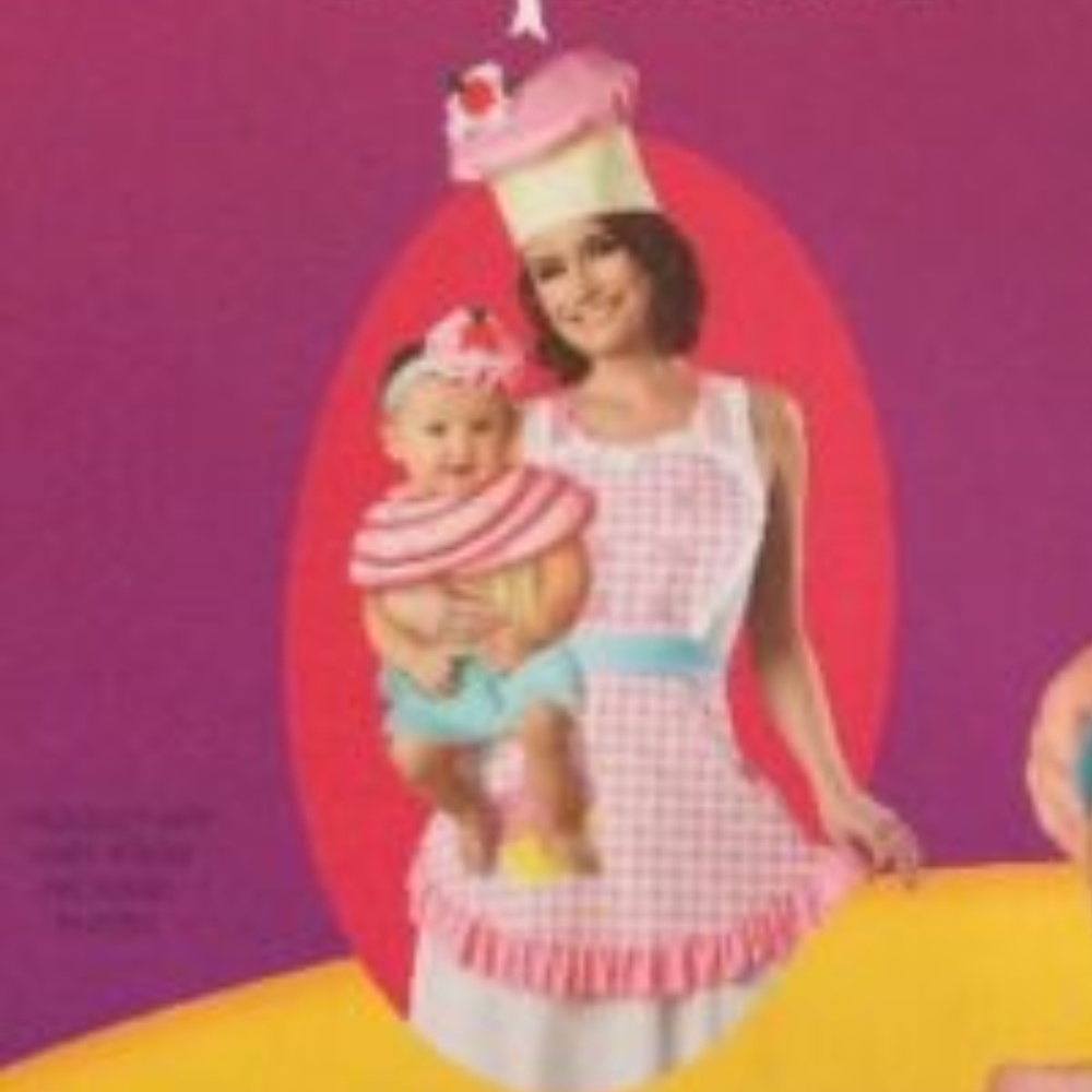 Mommy & Me Pastry Chef + Baby Cupcake Costumes NEW
